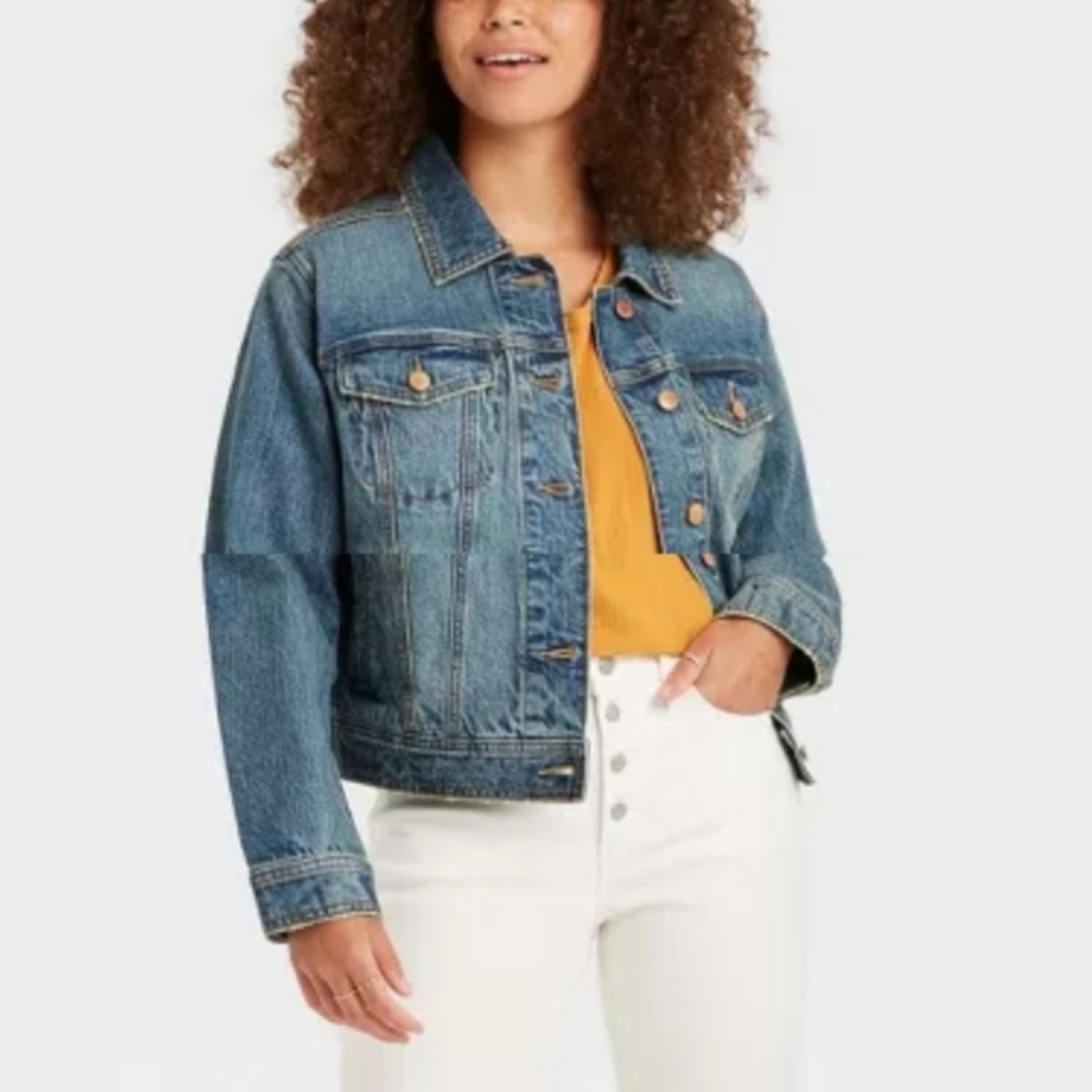 Women's Denim Jacket -Universal Thread- Medium